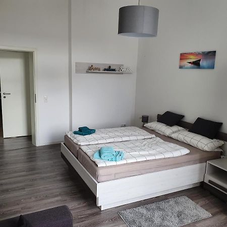 Alles Neu Nach Komplettsanierung In Direkter Naehe Zum Suedstrand Wilhelmshaven Exterior photo